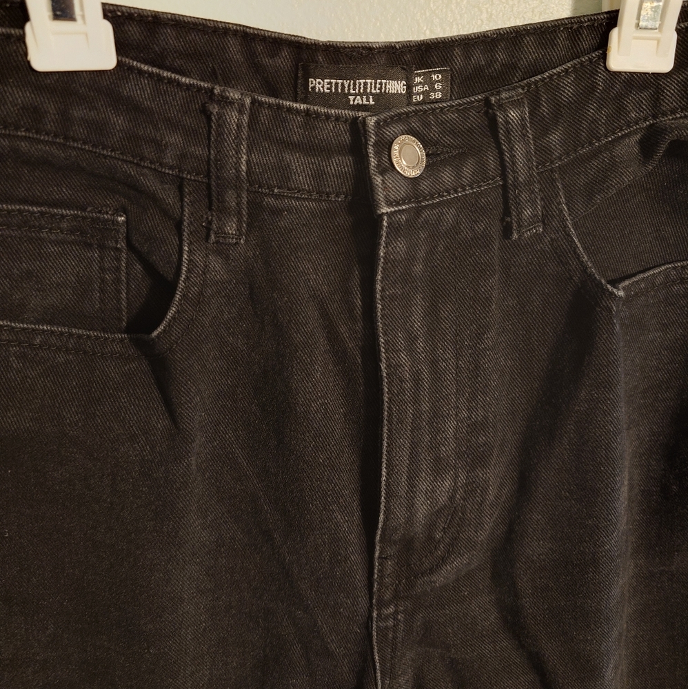 Pretty Little Thing Black Ripped Tall Boyfriend Jeans Size 6